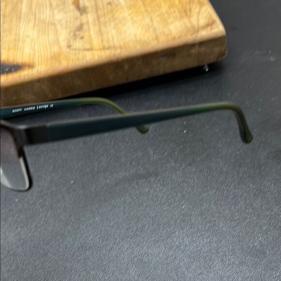 Scott Harris Minimalist Glasses - Picture 8 of 12